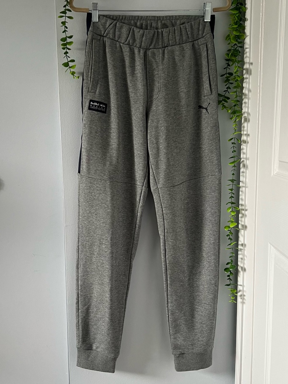 Puma Gray Men's Joggers Sweatpants